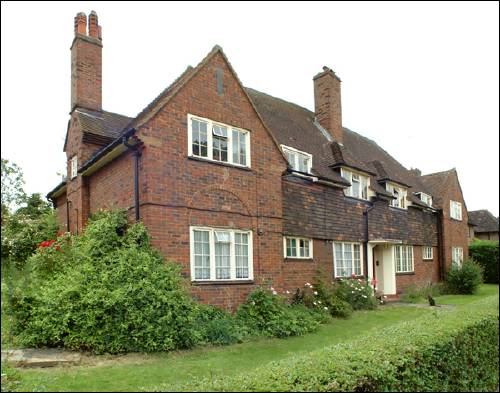 Emmott Close Beaufort Hse